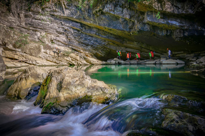 Hang Tien discovery