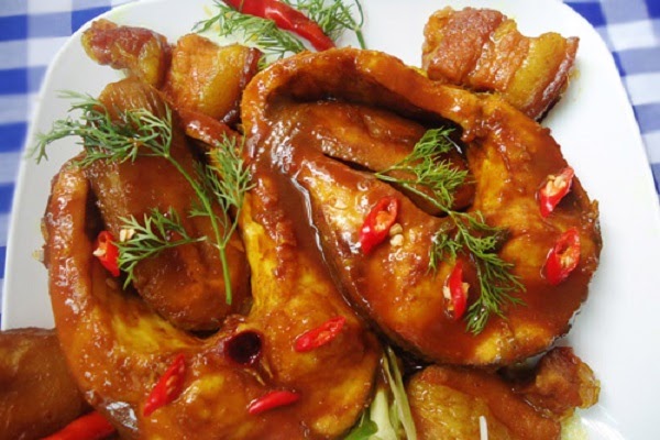 Cá Trắm Sông Son