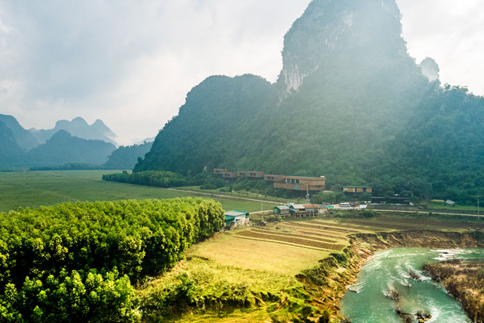 Tu Lan lodge located in Tan Hoa Village