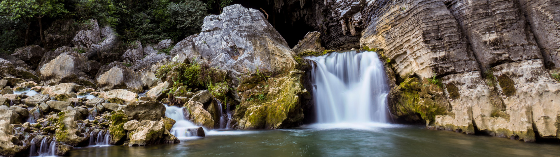 Wild Tu Lan Cave Explorer Tour