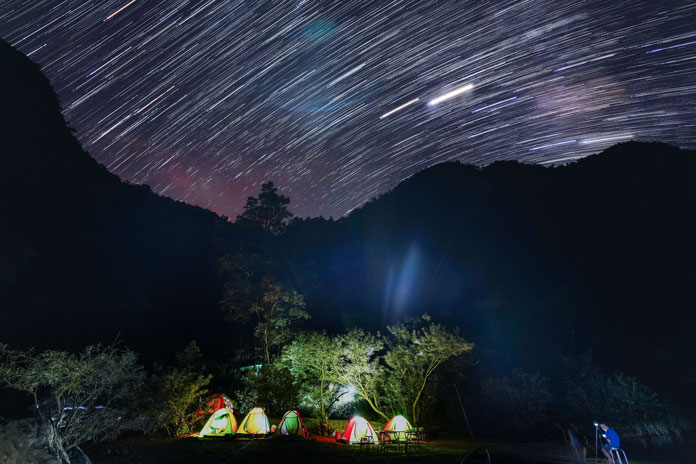 Breathtaking night scene at To Mo Campsite.