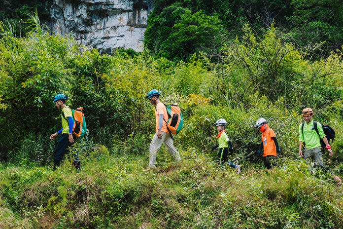 Trekking through the jungle, easy trails for children