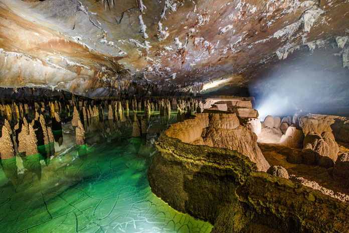 The Unique Formation of Hang Va in Phong Nha - Ke Bang appears on BBC Planet Earth 3