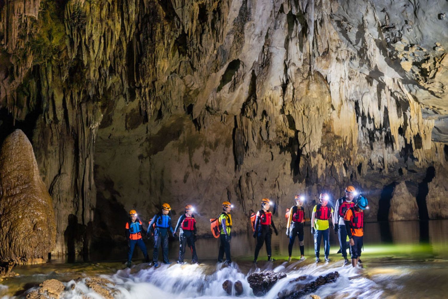 Special Offer from Oxalis Adventure Exclusively for Hung Long Bus Passengers