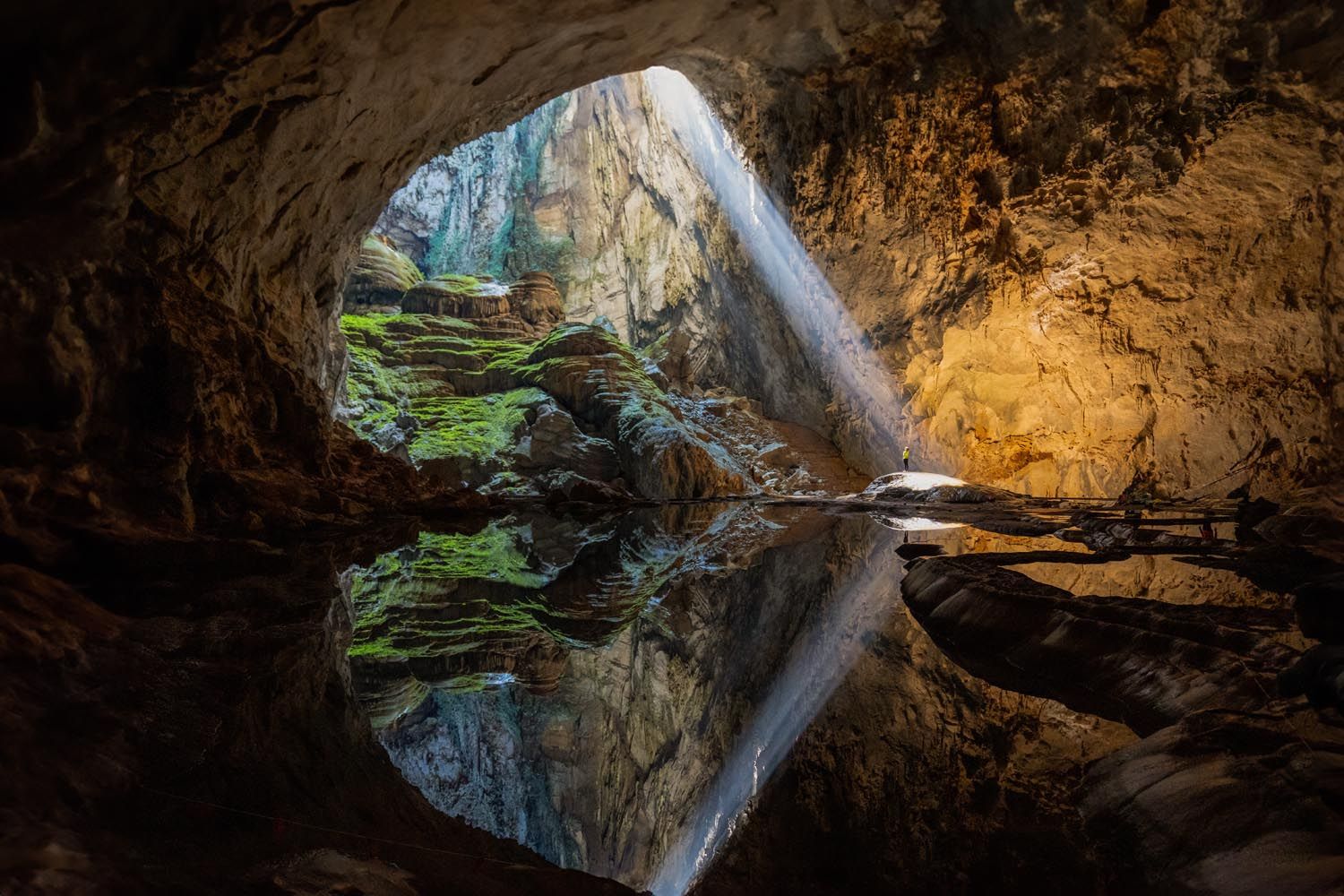 How to make sure that you're fit for Son Doong Cave Tour?