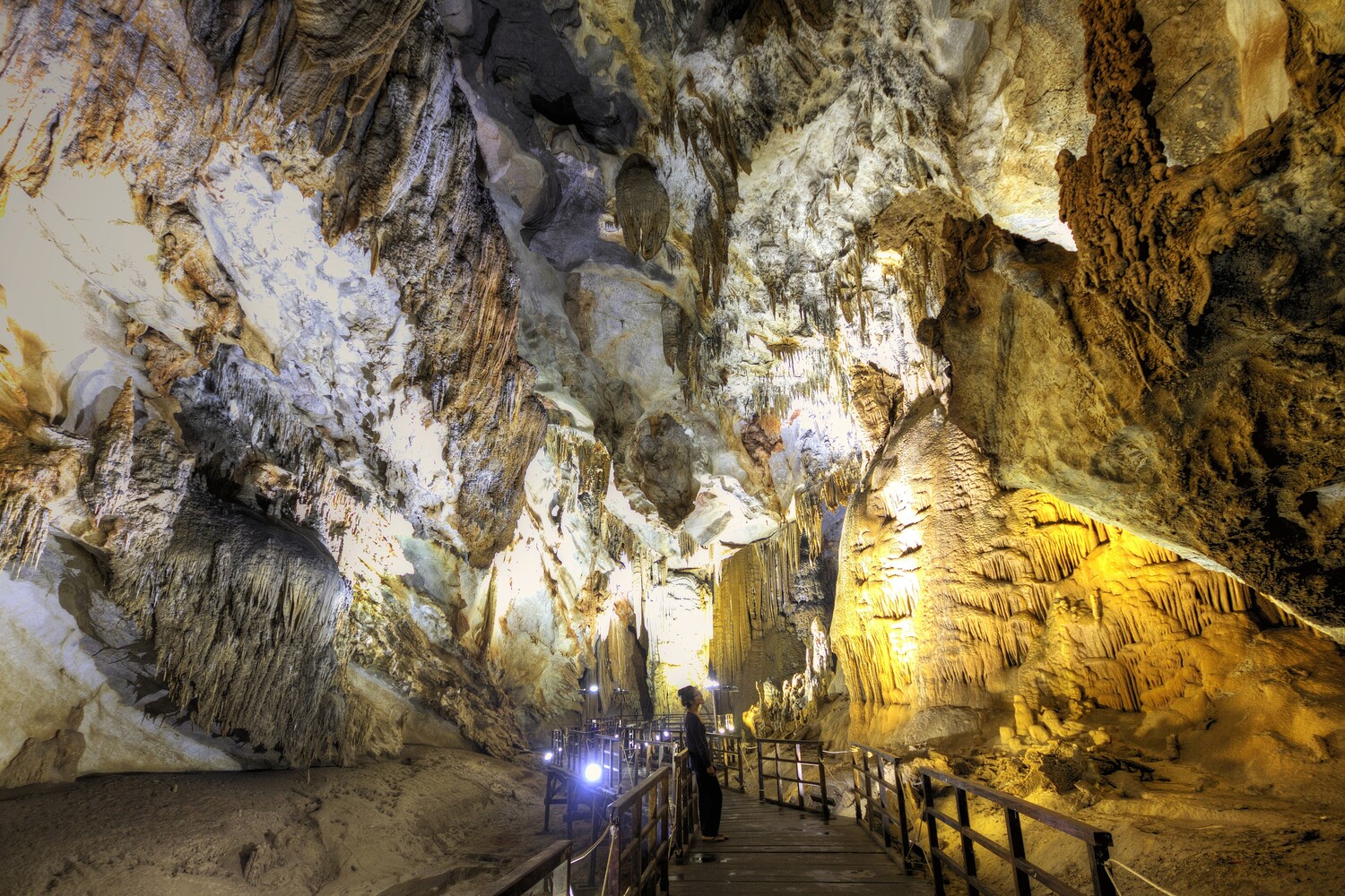 Paradise Cave: An underground wonder in Phong Nha